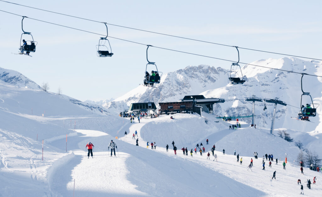 ¡A por el oro! Celebra los Juegos Olímpicos de Invierno 2022 en sus clásicas sedes