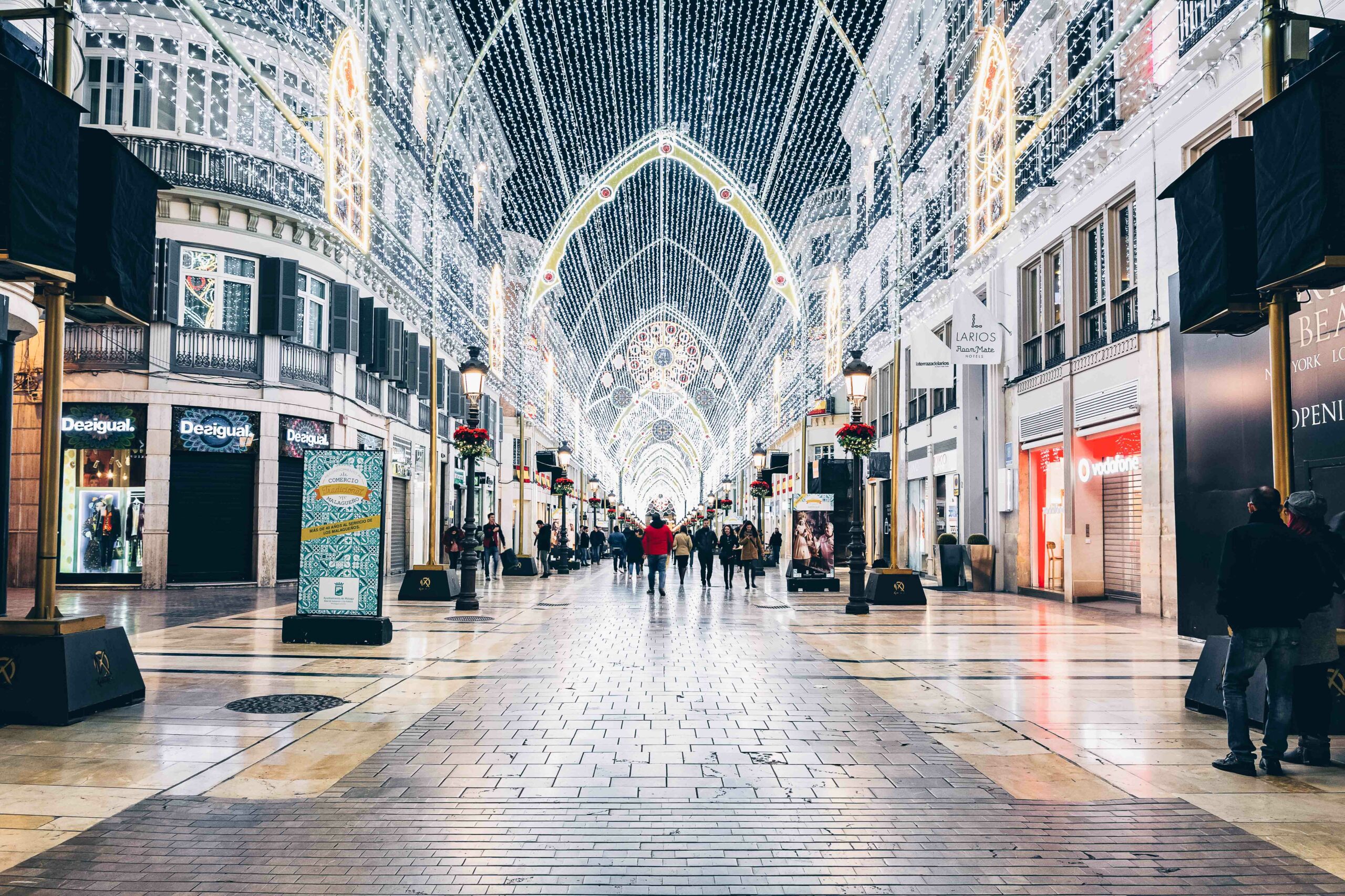 Ciudades festivas: cinco destinos europeos alternativos para celebrar la Navidad￼